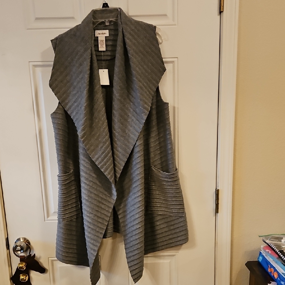 Le Moda Charcoal Sleeveless Vest One Size
